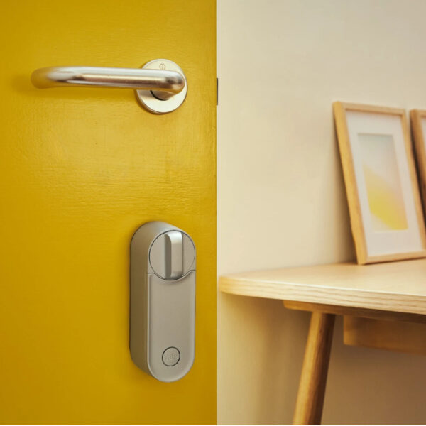 Cerradura Yale Linus Smart Lock L2 WIFI. Color Plata - Imagen 3