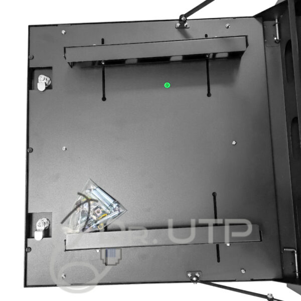 Arcón Vertical para grabador y pantalla con 2 llaves, ventilador y pasacables - Imagen 4